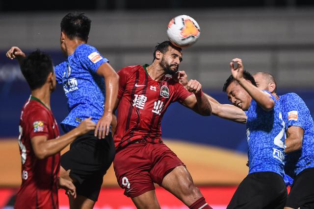 周鹏:詹姆斯38岁还这么猛 我也能继续绽放光芒